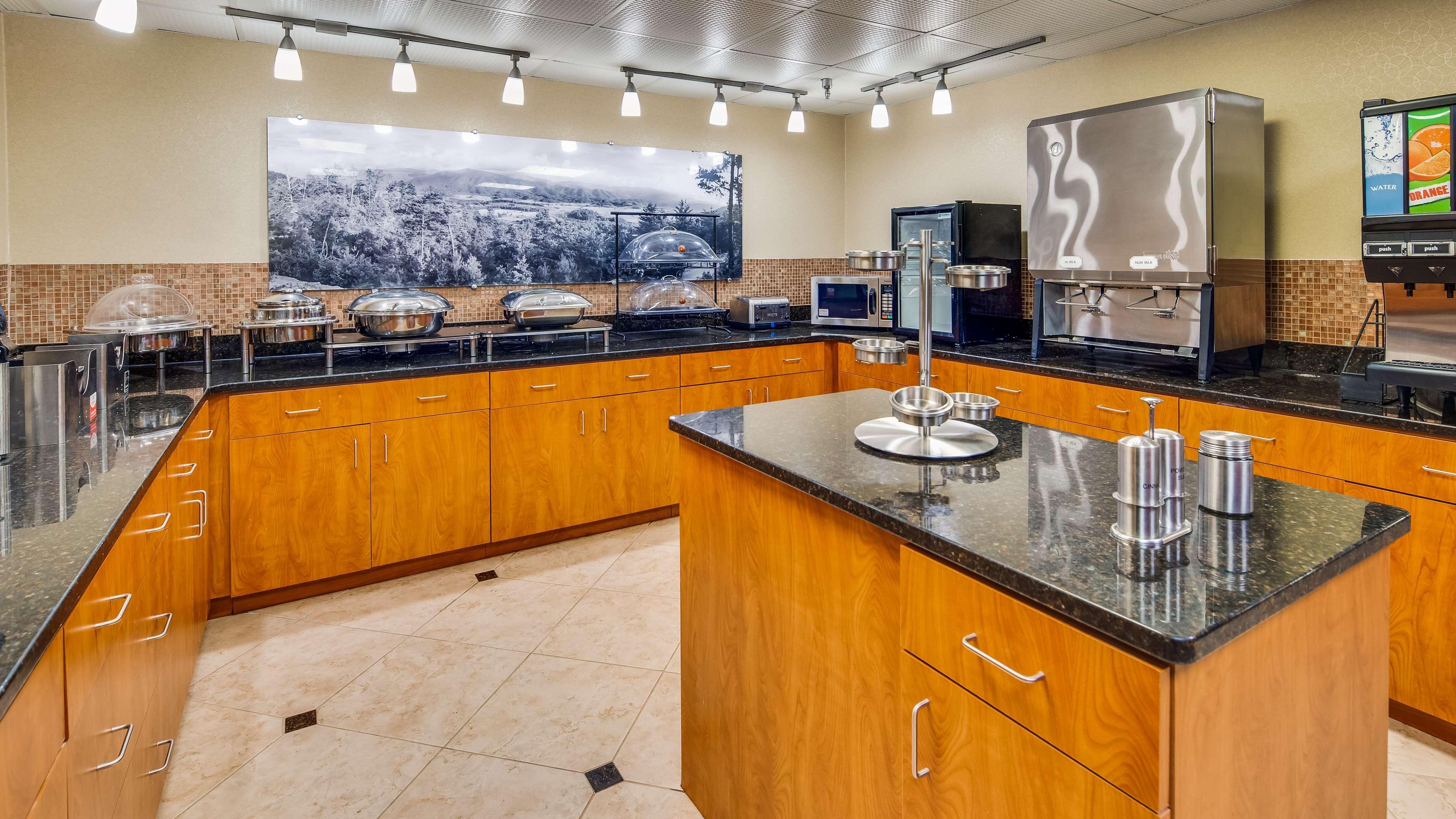 Best Western Plus Knoxville Cedar Bluff Exteriör bild